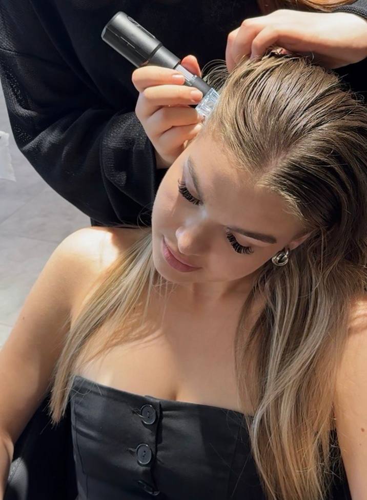 Personal scalp and hair diagnosis at Mariel Hair